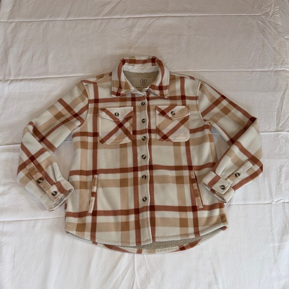 Sage Collective Tops - Women’s Sage Collective Fleece Shacket In Tan/Rust Combo Size Small